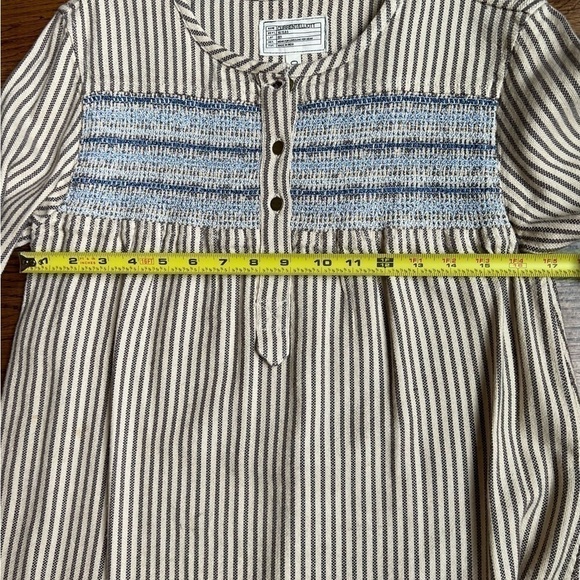 Current ELLIOT Cream & grey striped denim & blue embroidery top size 0 or XS - Picture 5 of 7